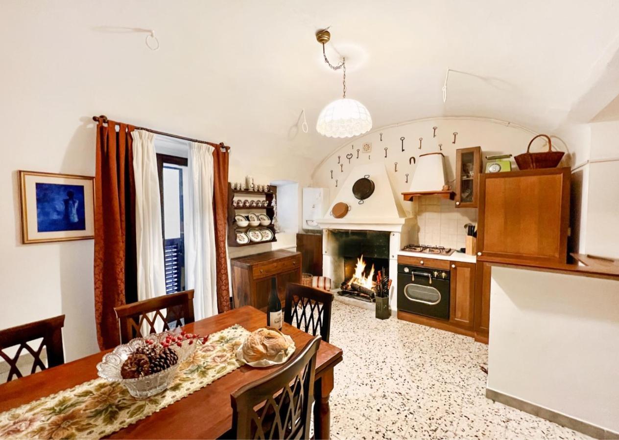 Apartamento I Due Gradoni Stone House Pacentro Exterior foto